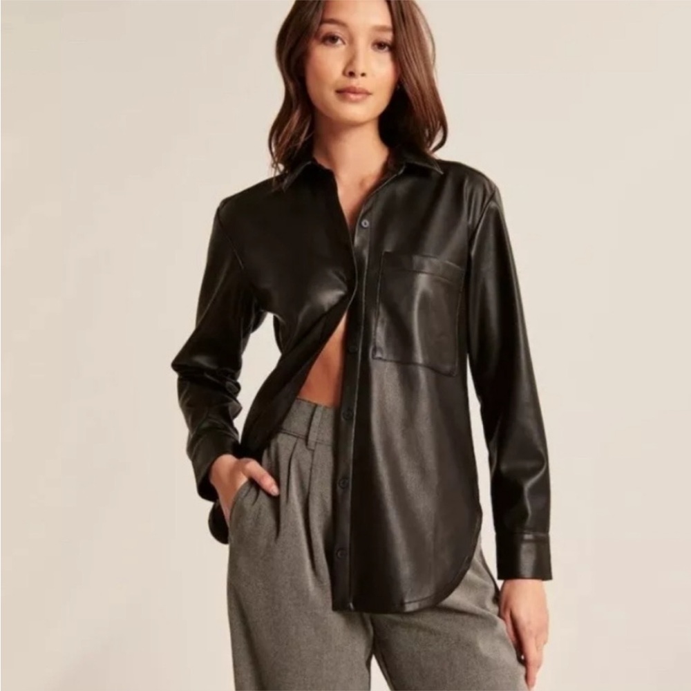 NWT Abercrombie & Fitch Oversized black Faux Leather Shirt Jacket size Small